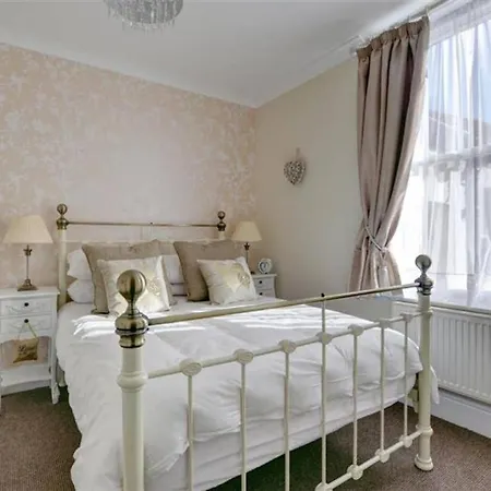 Pannett View 惠特比